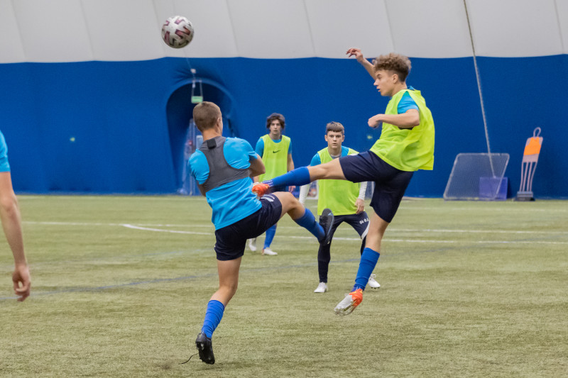 Тренировка команд ЮФЛ в «Газпром»-Академии