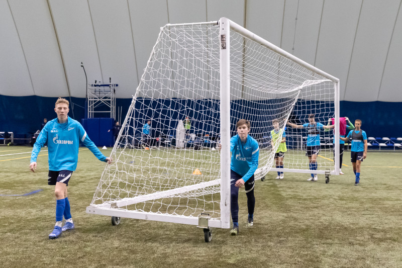 Тренировка команд ЮФЛ в «Газпром»-Академии