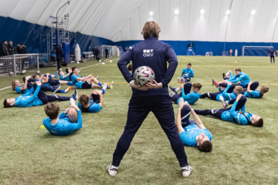 Тренировка команд ЮФЛ в «Газпром»-Академии