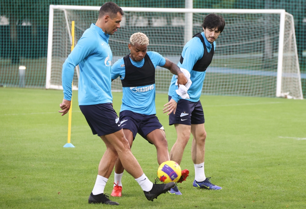 «Газпром»-тренировочные сборы в Дубае: 17 января, вечерняя тренировка