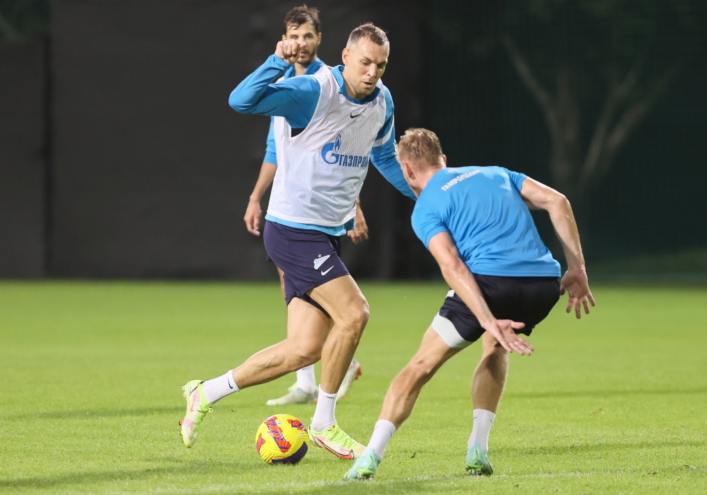 «Газпром»-тренировочные сборы в Дубае: 17 января, вечерняя тренировка