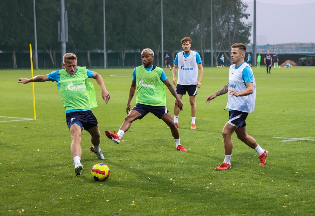 «Газпром»-тренировочные сборы в Дубае: 15 января, вечерняя тренировка