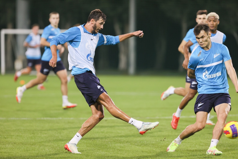 «Газпром»-тренировочные сборы в Дубае: 15 января, вечерняя тренировка