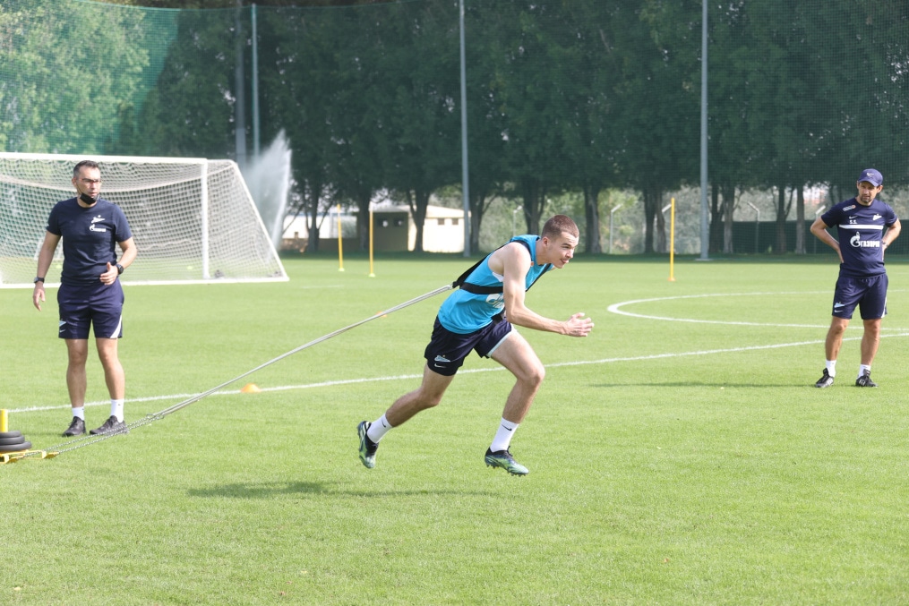 «Газпром»-тренировочные сборы в Дубае: 18 января, утренняя тренировка