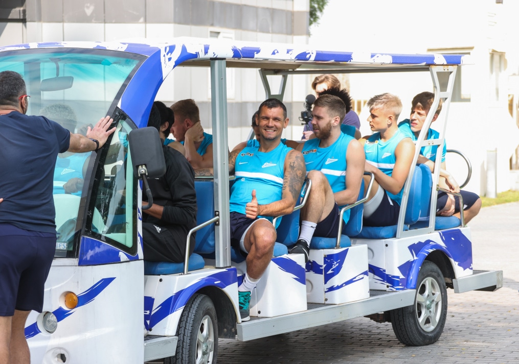 «Газпром»-тренировочные сборы в Дубае: 18 января, утренняя тренировка