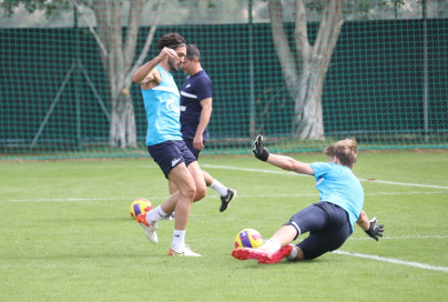 «Газпром»-тренировочные сборы в Дубае: 18 января, утренняя тренировка