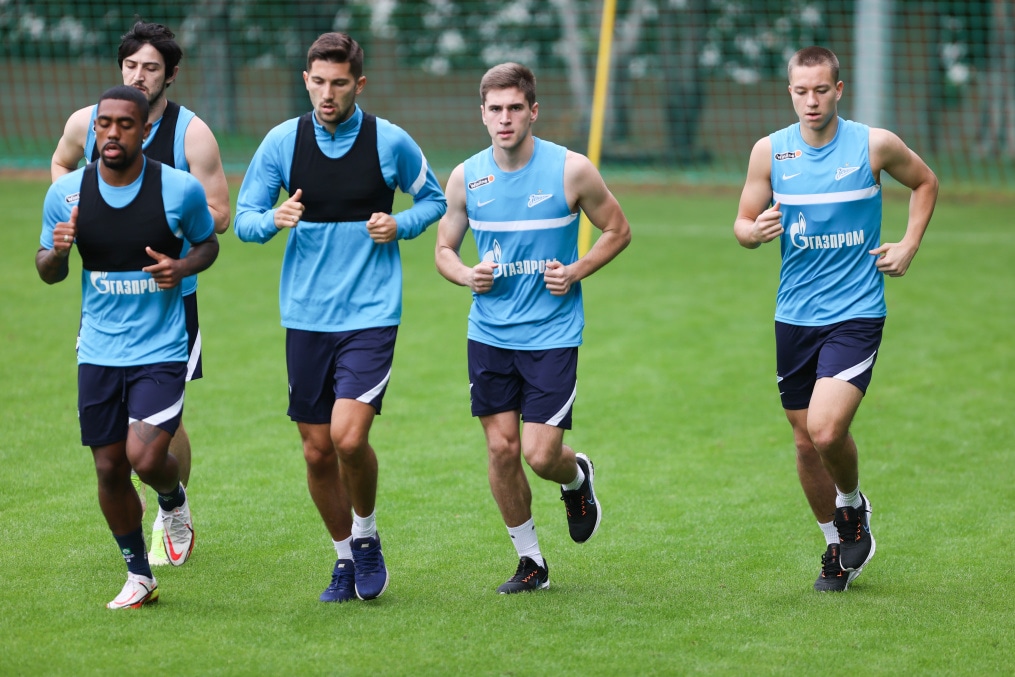 «Газпром»-тренировочные сборы в Дубае: 20 января, утренняя тренировка