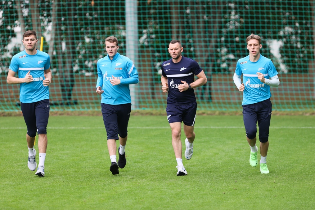 «Газпром»-тренировочные сборы в Дубае: 20 января, утренняя тренировка