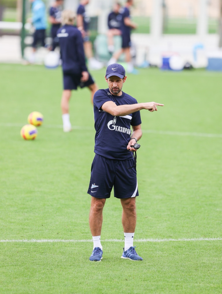 «Газпром»-тренировочные сборы в Дубае: 20 января, утренняя тренировка