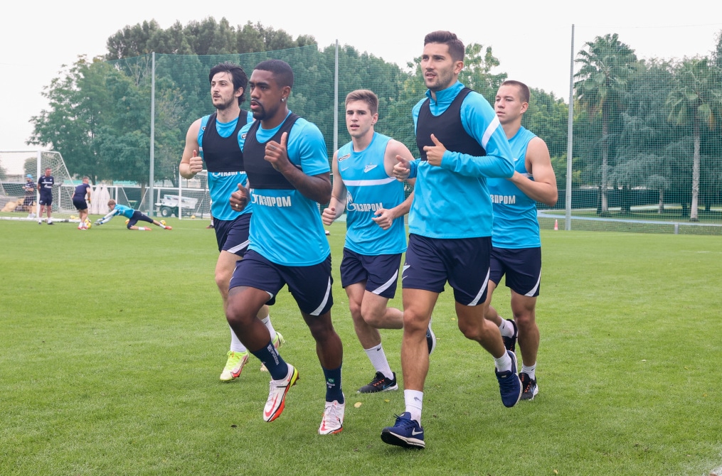 «Газпром»-тренировочные сборы в Дубае: 20 января, утренняя тренировка