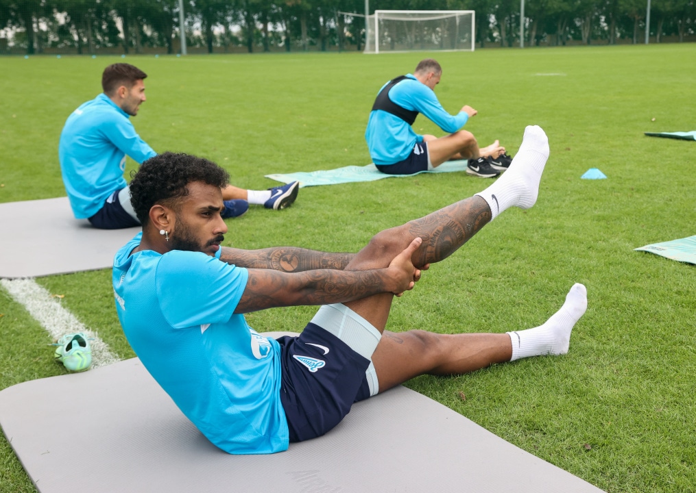 «Газпром»-тренировочные сборы в Дубае: 20 января, утренняя тренировка