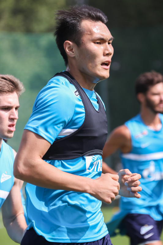 «Газпром»-тренировочные сборы в Дубае: 23 января, утренняя тренировка