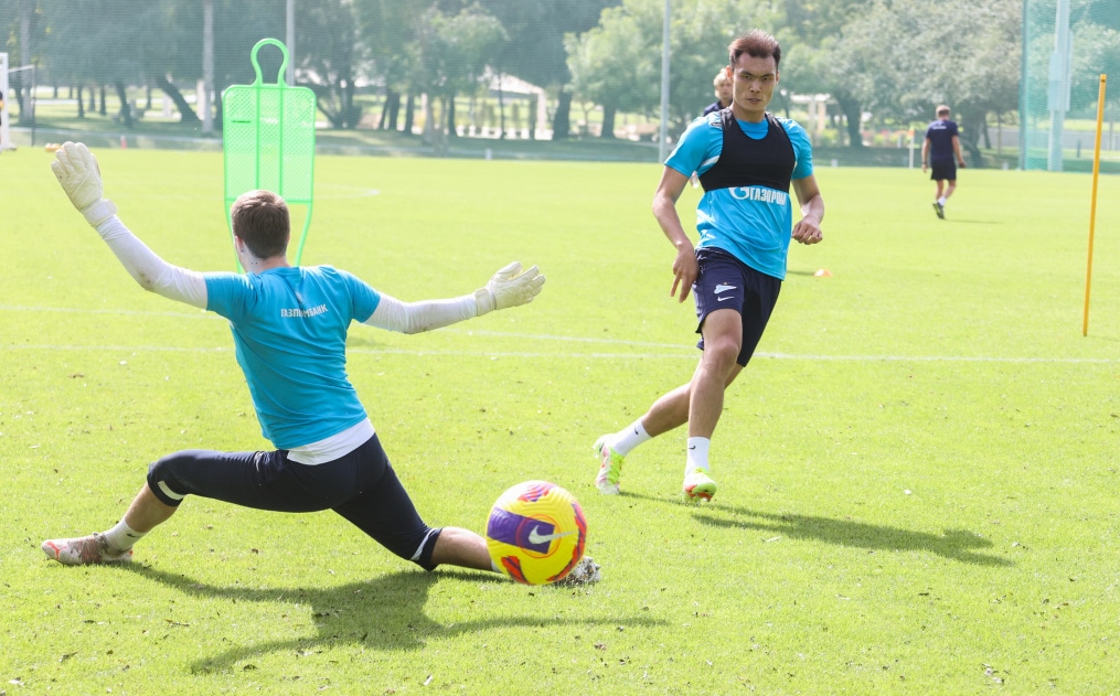 «Газпром»-тренировочные сборы в Дубае: 23 января, утренняя тренировка