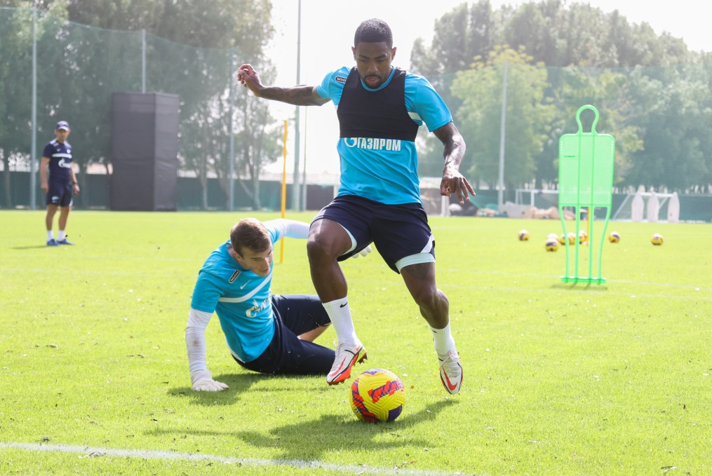 «Газпром»-тренировочные сборы в Дубае: 23 января, утренняя тренировка