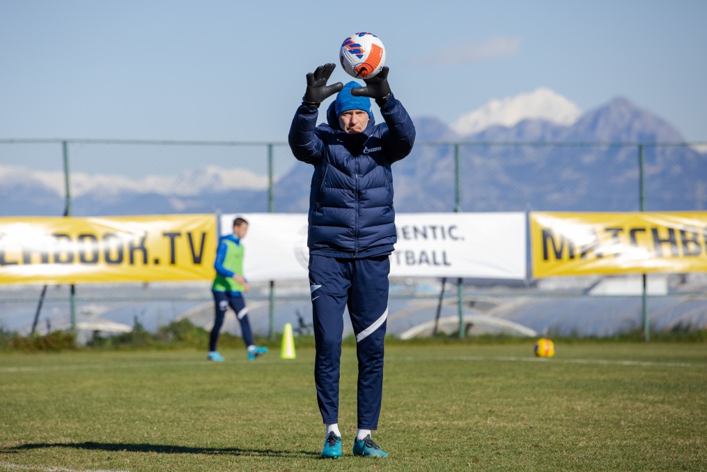 Сборы «Зенита»-м в Турции: 24 января, утренняя тренировка