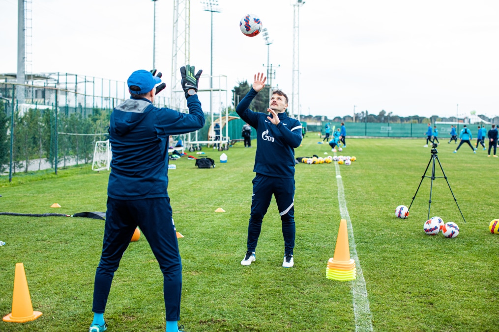 Сборы «Зенита»-м в Турции: 25 января, вечерняя тренировка