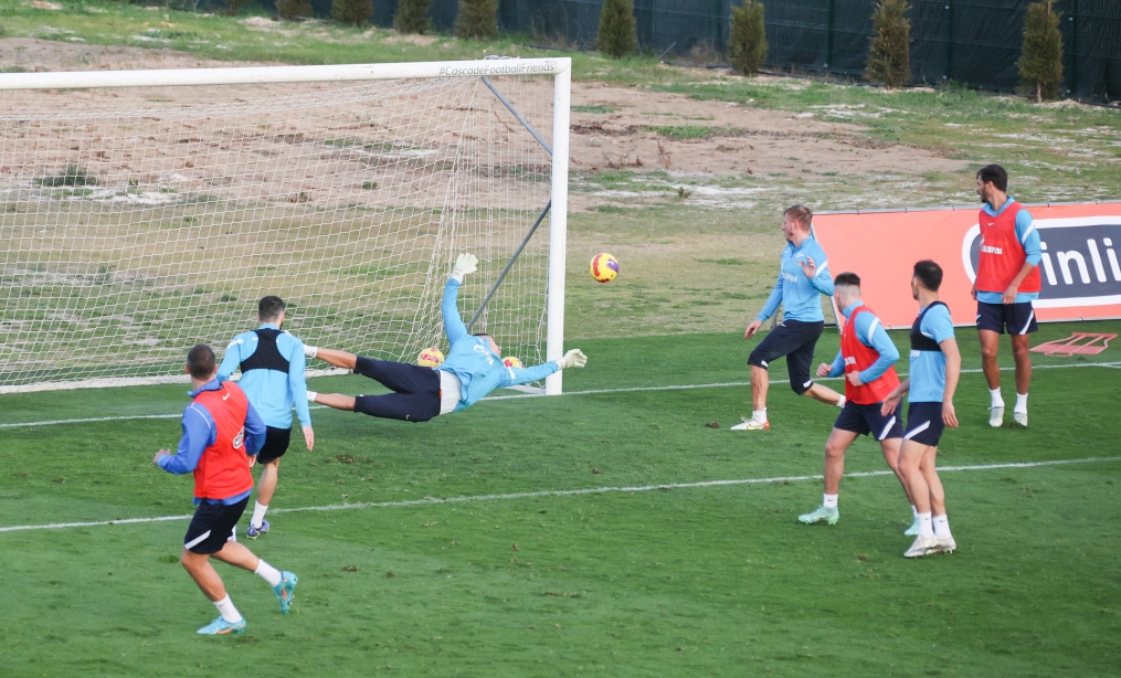 «Газпром»-тренировочные сборы в Португалии: 30 января, вечерняя тренировка