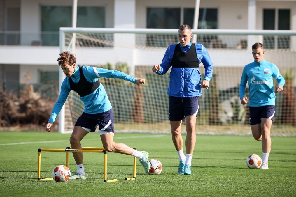 «Газпром» — тренировочные сборы в Португалии: 5 феврала, утренняя тренировка