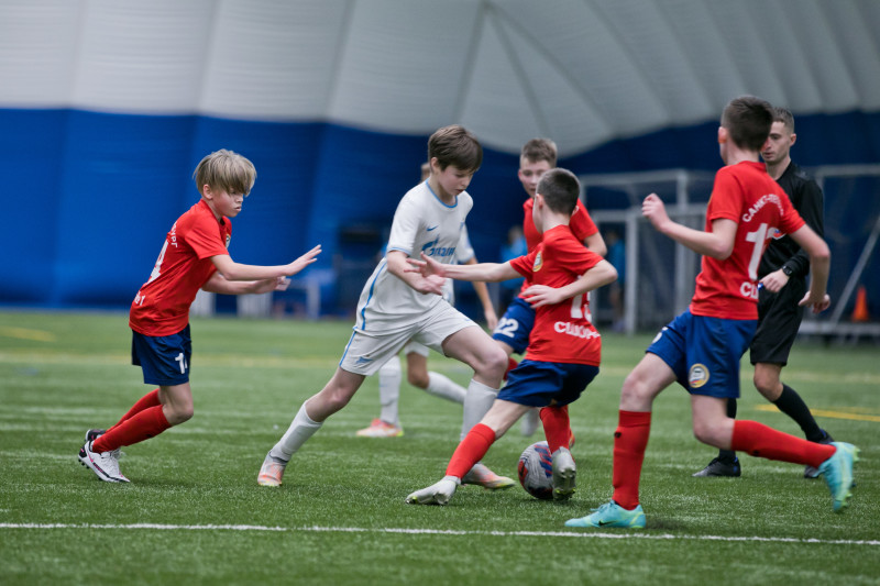 Товарищеские матчи команд «Газпром»-Академии:  первый матч команд 2009 года рождения