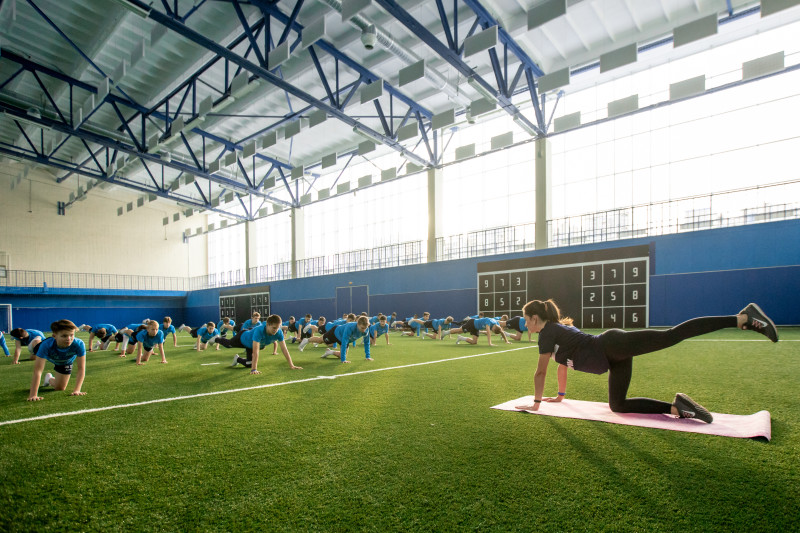 Тренировка по йоге в «Газпром»-Академии