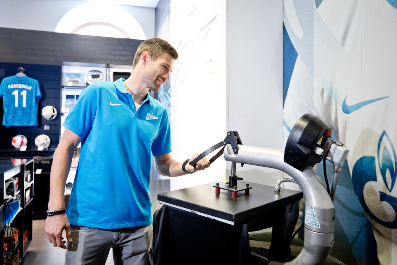 Презентация новичка «Зенита» Станислава Крицюка