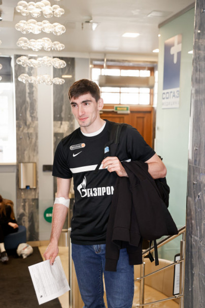 Зелимхан Бакаев проходит медосмотр в ММЦ «СОГАЗ»