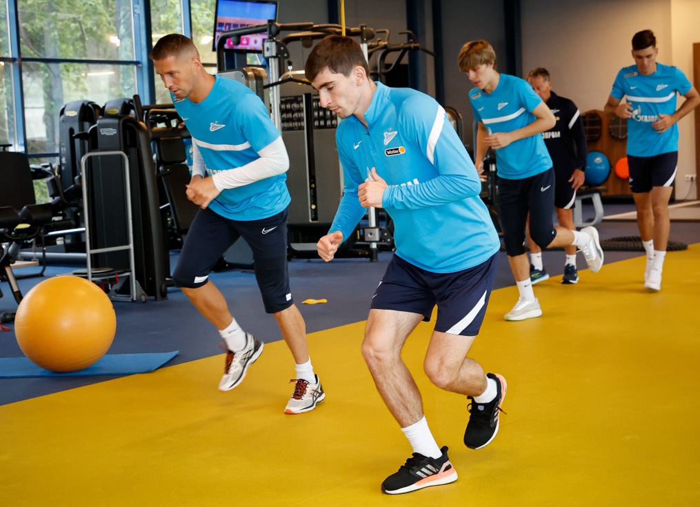 «Газпром» — тренировочные сборы в Петербурге: 16 июня, утренняя тренировка