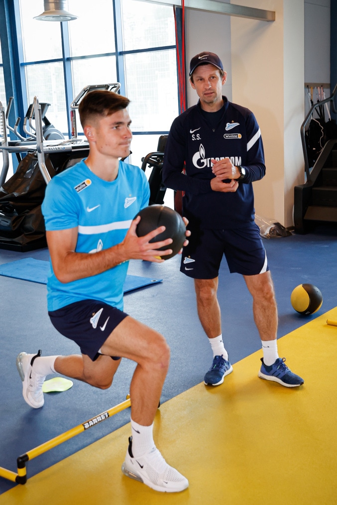 «Газпром» — тренировочные сборы в Петербурге: 16 июня, утренняя тренировка