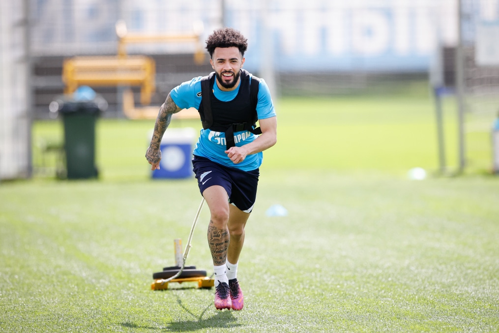 «Газпром» — тренировочные сборы в Петербурге: 16 июня, утренняя тренировка