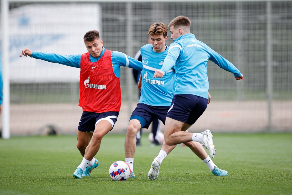 «Газпром» — тренировочные сборы в Петербурге: 17 июня, утренняя тренировка