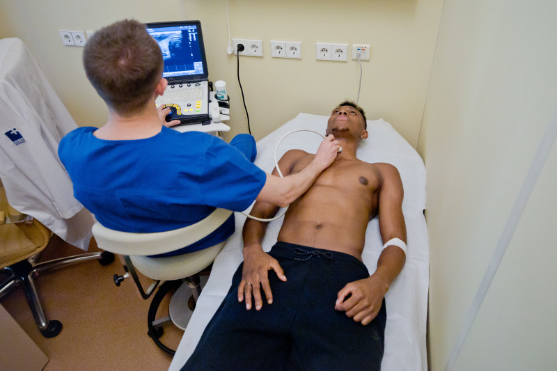 Медосмотр Матео Кассьерры в ММЦ «СОГАЗ»