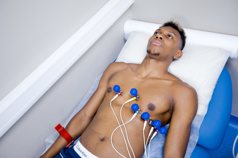 Медосмотр Матео Кассьерры в ММЦ «СОГАЗ»