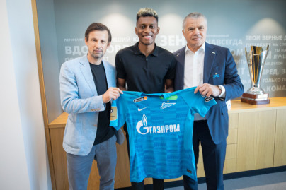 Матео Кассьерра заключил контракт с «Зенитом»