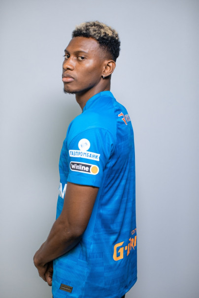 Матео Кассьерра заключил контракт с «Зенитом»