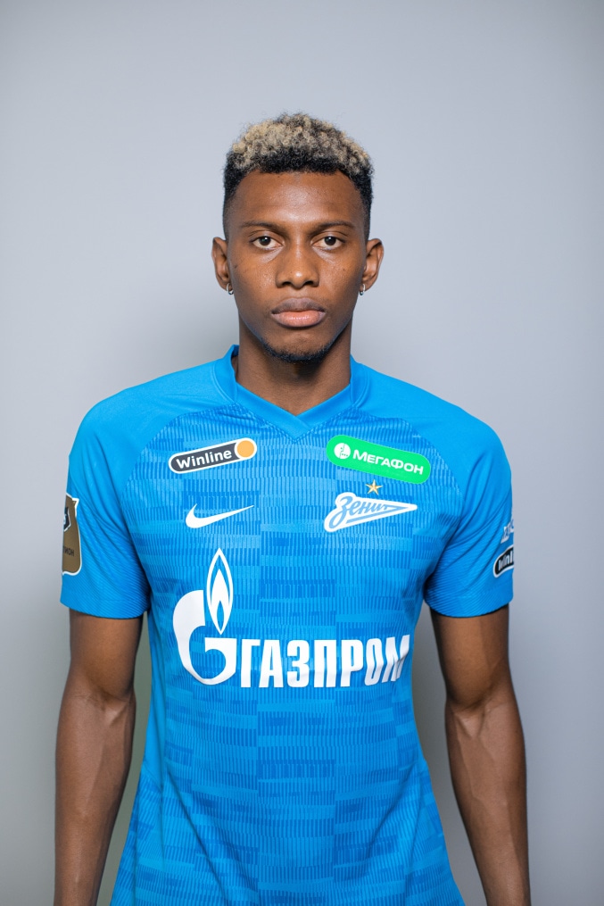 Матео Кассьерра заключил контракт с «Зенитом»