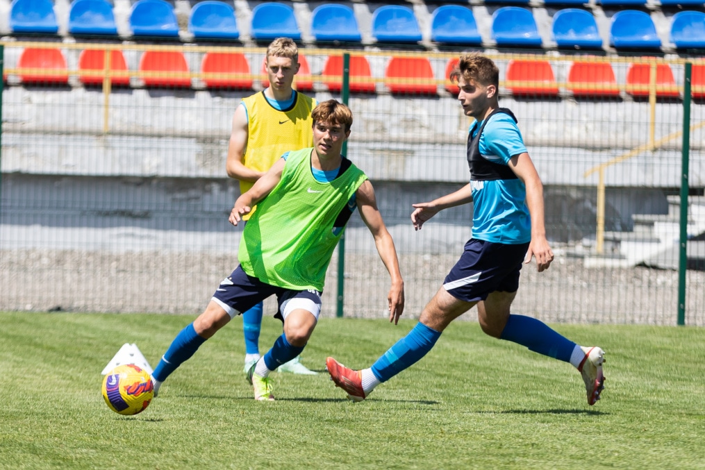 «Газпром» — тренировочные сборы «Зенита»-м в Ставропольском крае: 3 июля, утренняя тренировка