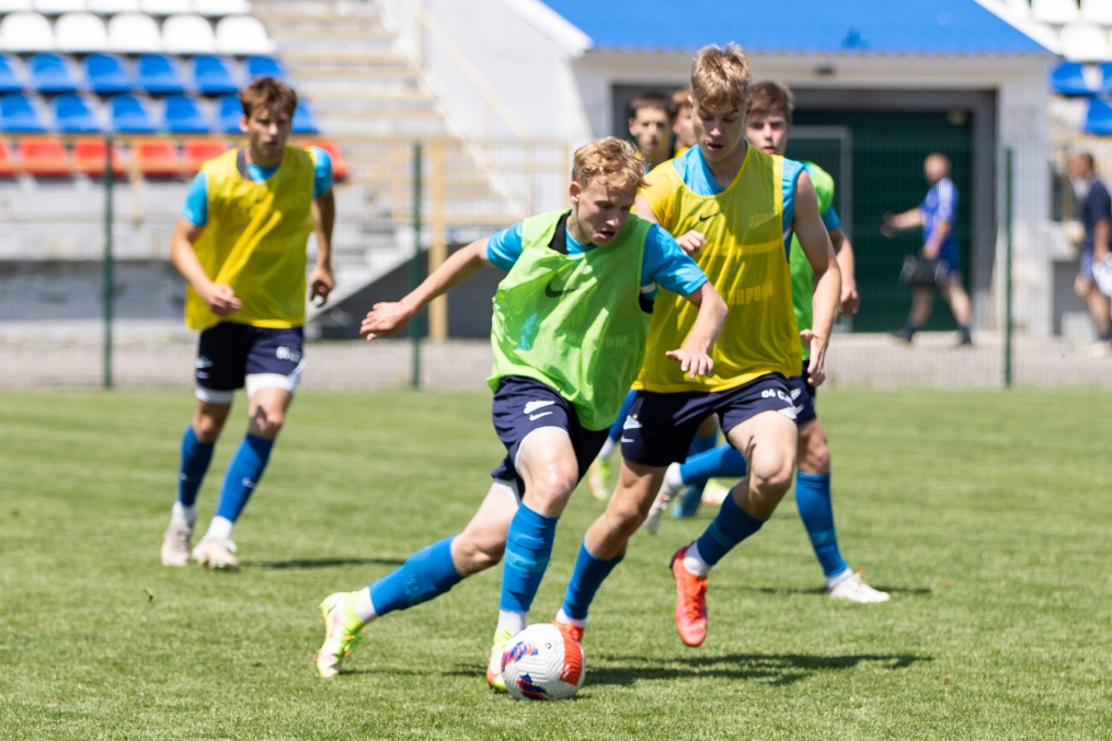 «Газпром» — тренировочные сборы «Зенита»-м в Ставропольском крае: 3 июля, утренняя тренировка