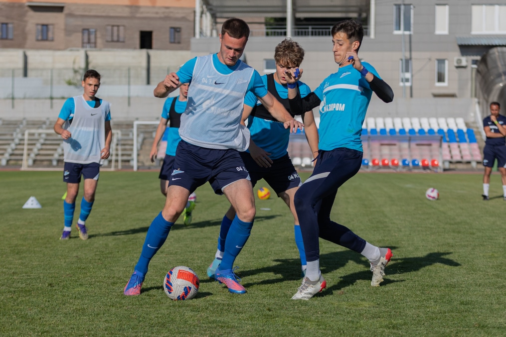 «Газпром» — тренировочные сборы «Зенита»-м в Ставропольском крае: 3 июля, вечерняя тренировка