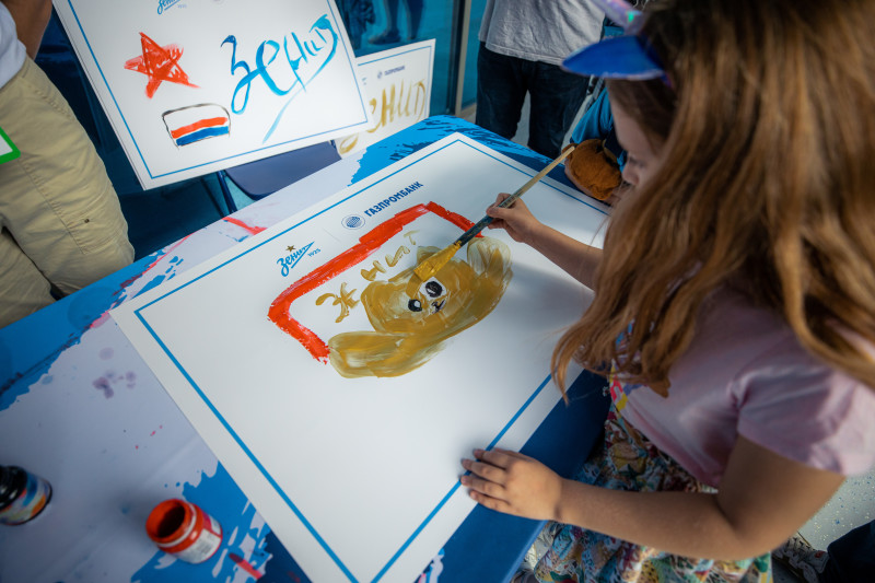 Фан-променад перед матчем «Зенит» — «Торпедо»