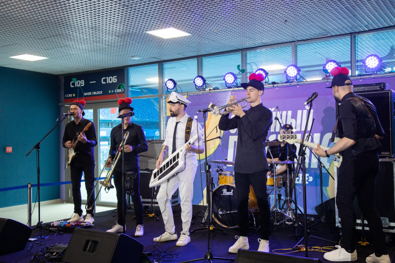 Фан-променад перед матчем «Зенит» — «Торпедо»