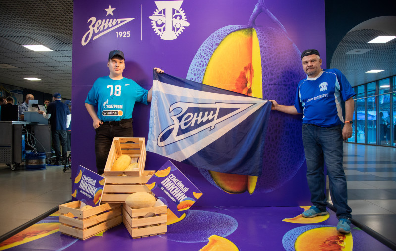 Фан-променад перед матчем «Зенит» — «Торпедо»