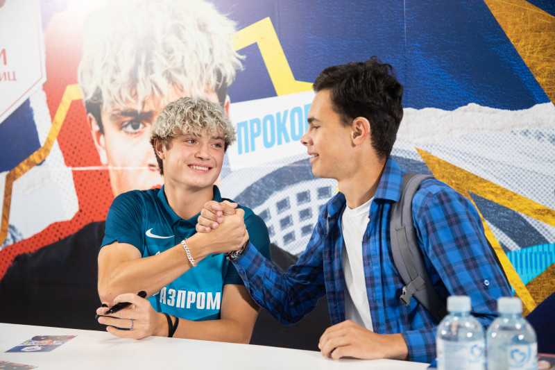 Фан-променад перед матчем «Зенит» — «Торпедо»