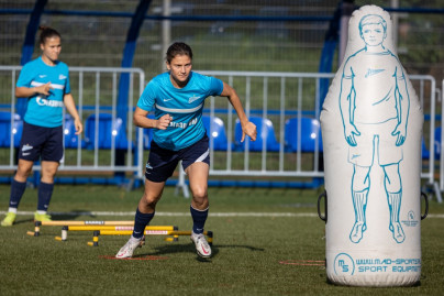 Тренировка женской команды «Зенит» перед матчем с  «Краснодаром»