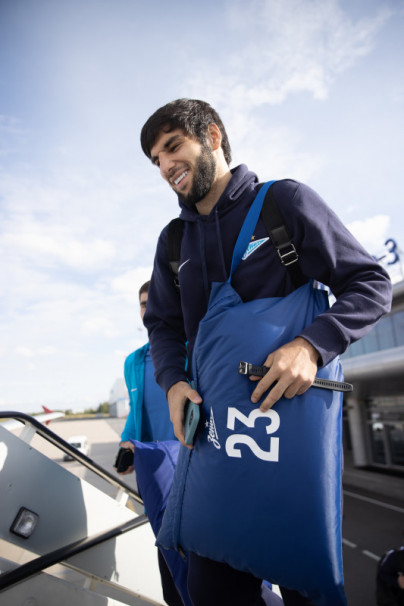 Основной состав «Зенита» в Пулково перед вылетом в Самару