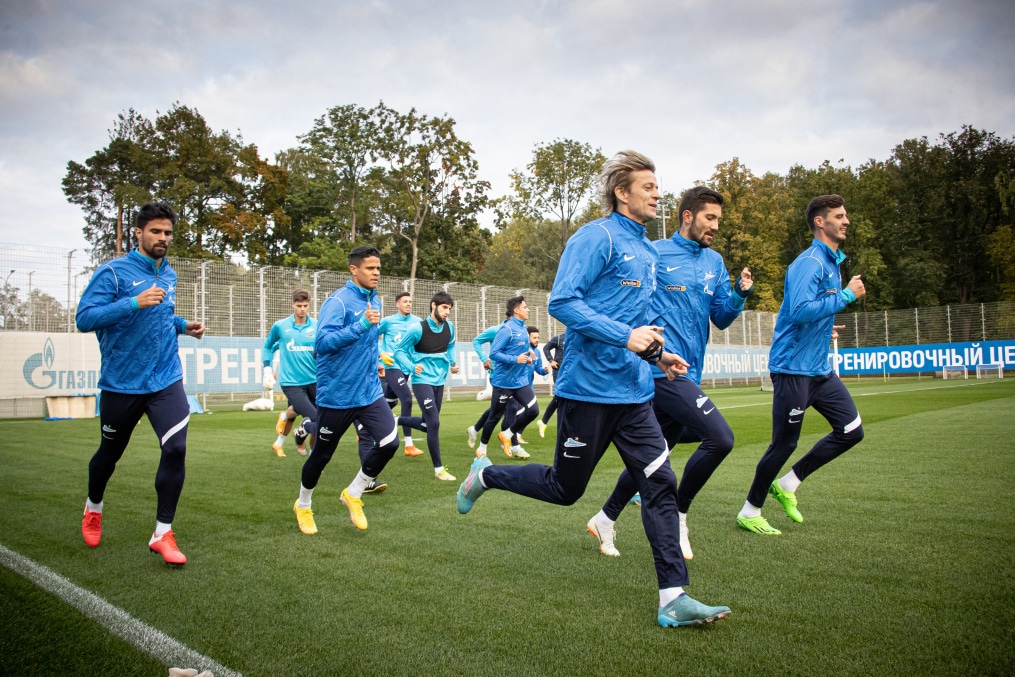 Тренировка основного состава «Зенита» после короткого перерыва