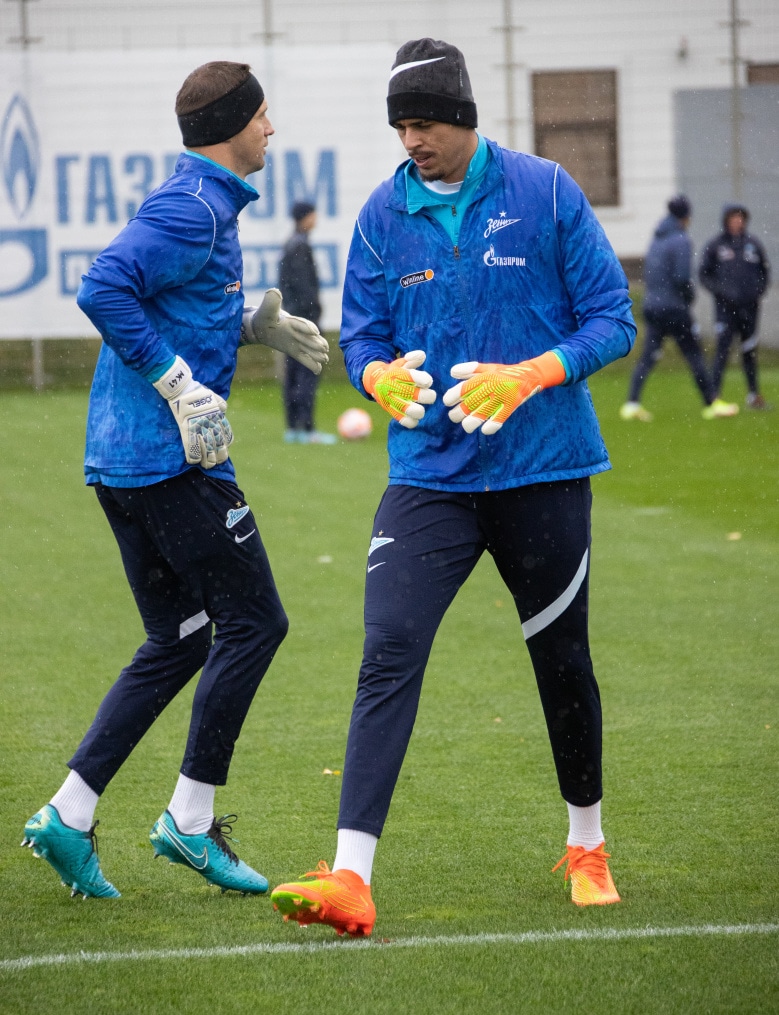Тренировка «Зенита» перед матчем с «Крыльями Советов»