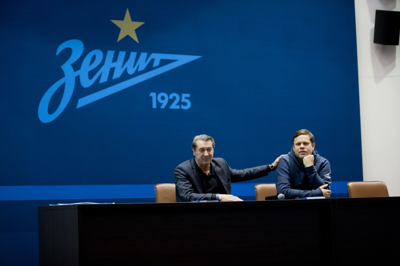 Встреча команды из Сургута с Владиславом Радимовым и Анатолием Давыдовым