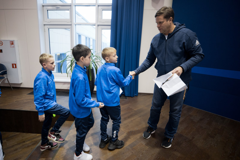 Встреча команды из Сургута с Владиславом Радимовым и Анатолием Давыдовым