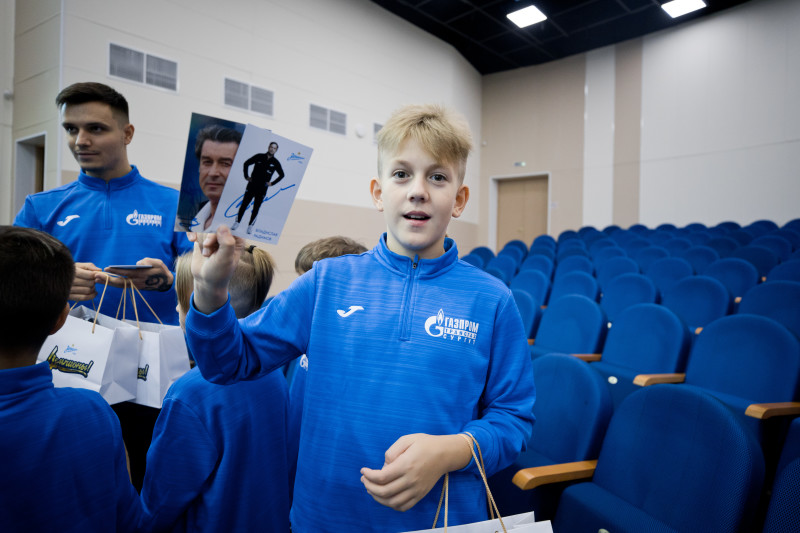 Встреча команды из Сургута с Владиславом Радимовым и Анатолием Давыдовым