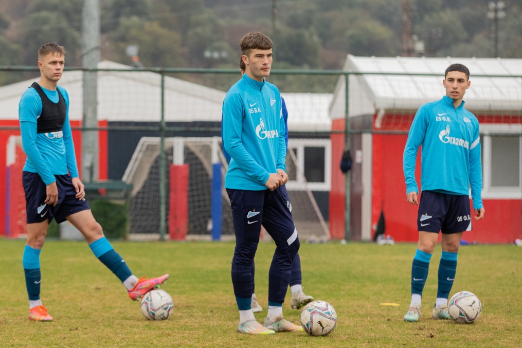 «Газпром» — тренировочные сборы «Зенита»-м в Турции: 28 ноября, утренняя тренировка